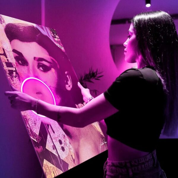 Audrey Bubble UV Neon Sign